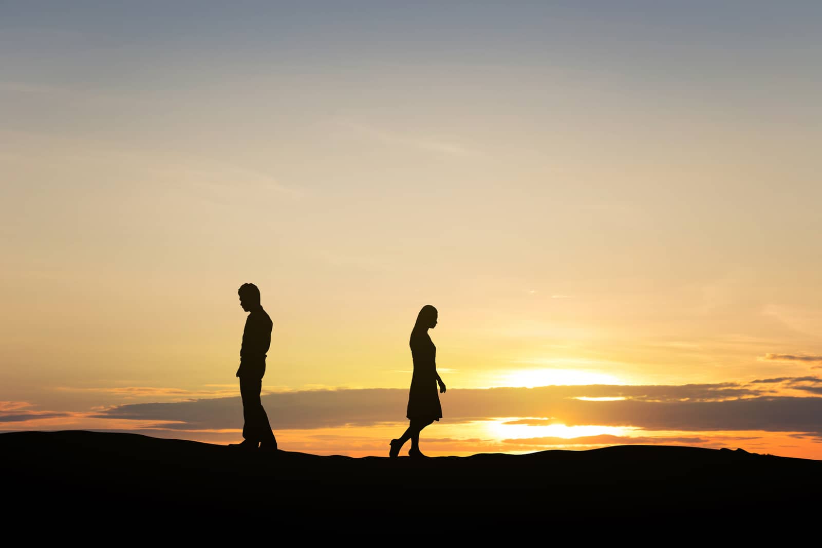 la mujer deja al hombre