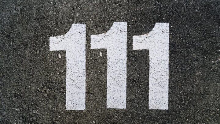 111 Significato e 7 ragioni per cui continuate a vedere questo numero angelico.