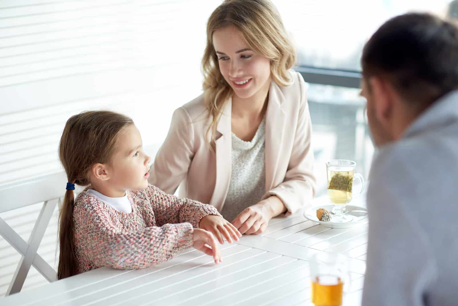 17 Things To Keep In Mind When Dating A Guy With Kids