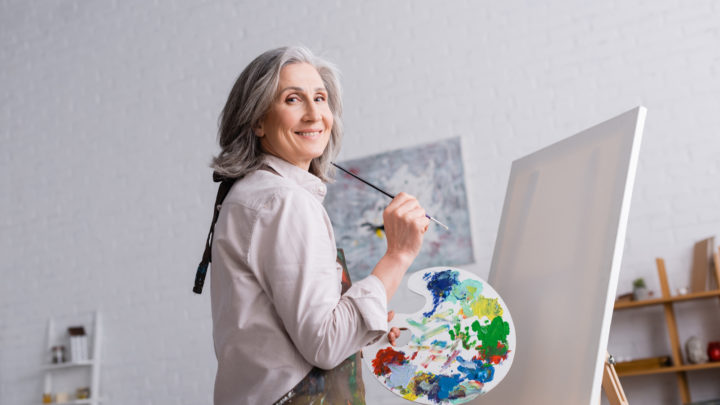 50 aficiones para mujeres de más de 50 años: Muévete, crea, prospera
