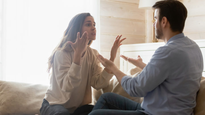 How Often Do Couples Fight? (+9 Tips For Healthy Arguments)