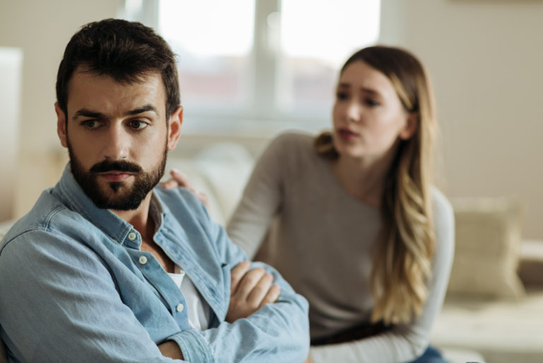 The Psychology Of Ignoring A Woman: 20 Pros And Cons