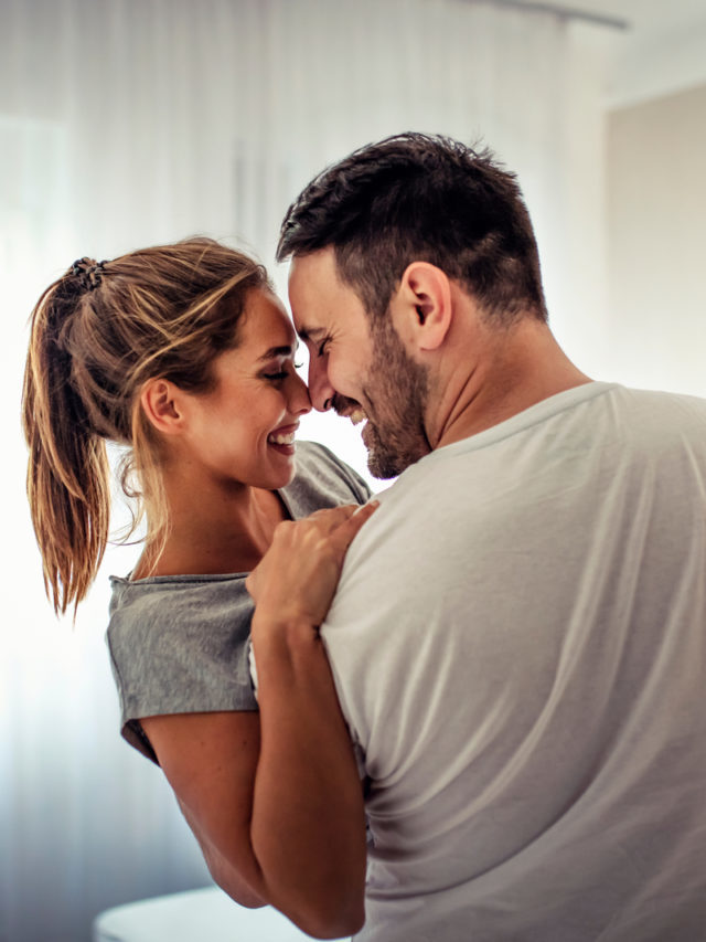 10 Dating Red Flags That Should Send You Running For Your Life