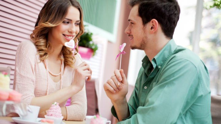 Emotional Cheating Vs. Friendship: 9 Key Differences