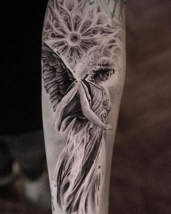Tatuaje del ángel de la guarda