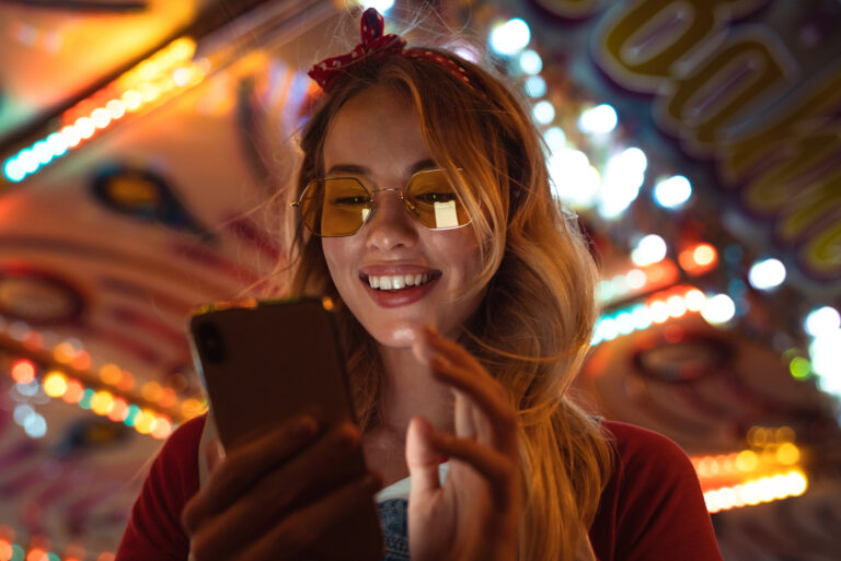 How To Respond To Hey On Tinder: 15 Impressive Replies