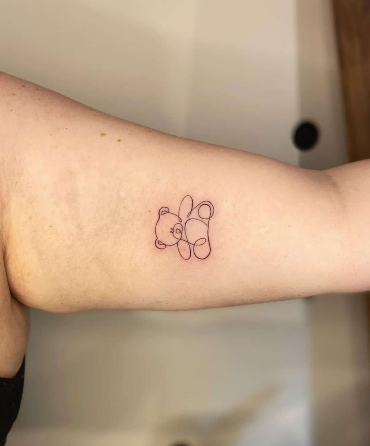 Tatuaggio con orsetto