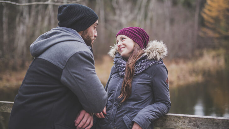 15 Sure Signs A Commitment Phobe Loves You
