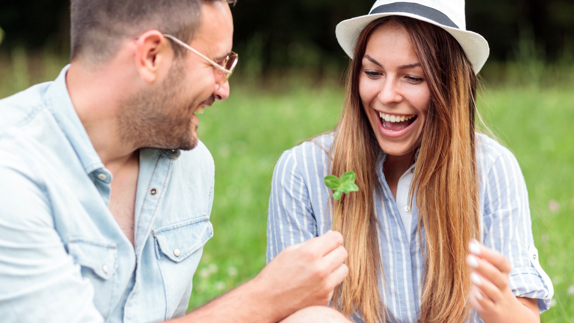 Couple with clover