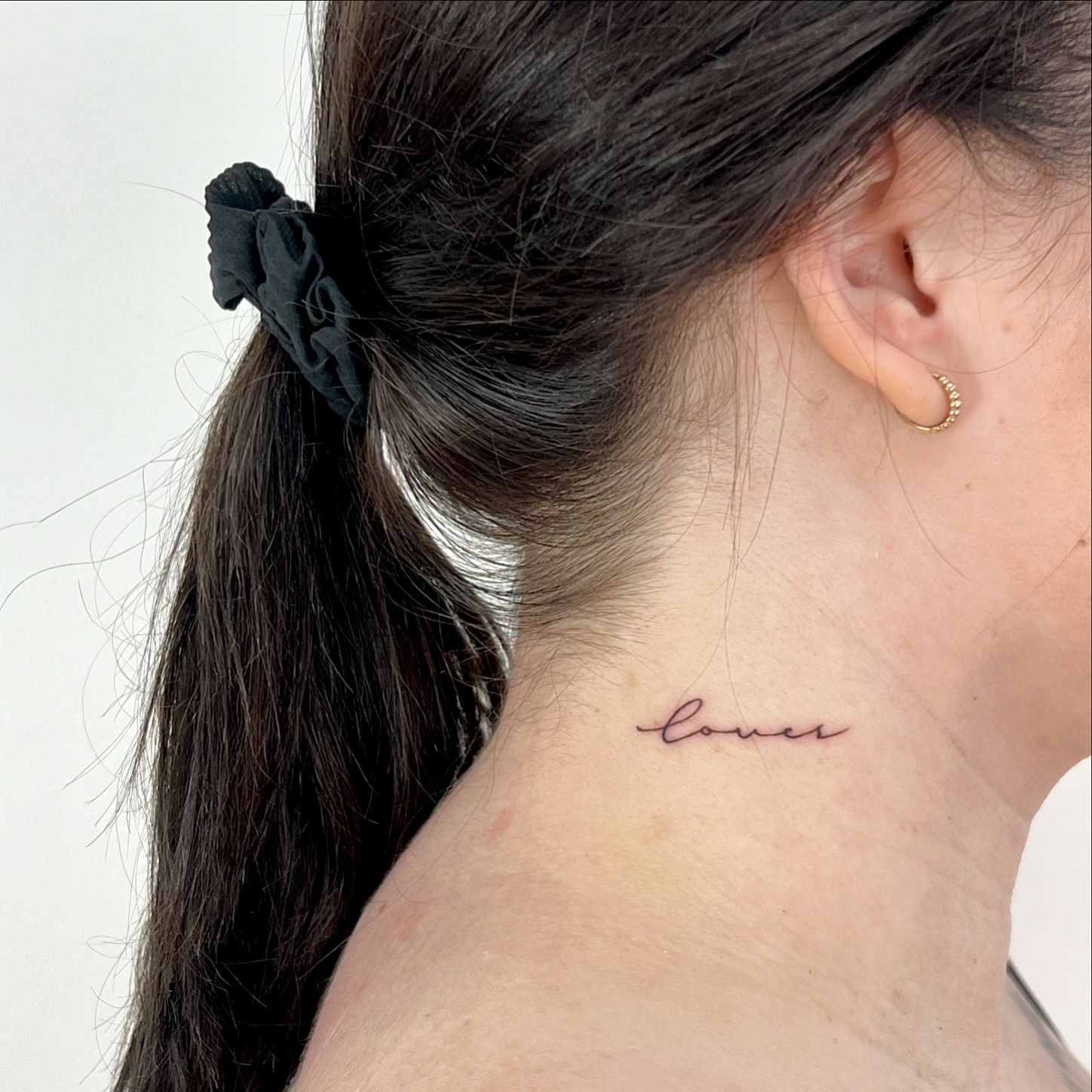 tatuaggio con una sola parola