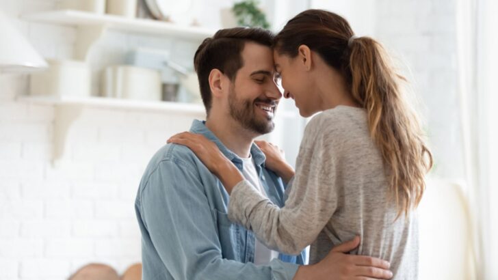 5 maneiras simples de ser uma esposa melhor e construir um casamento feliz