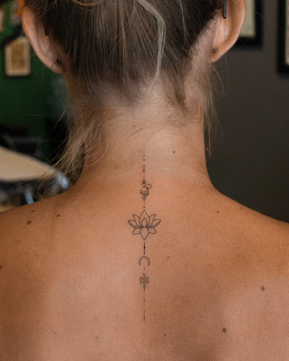 26 Adorable Tiny Tattoos For Women You Have To See