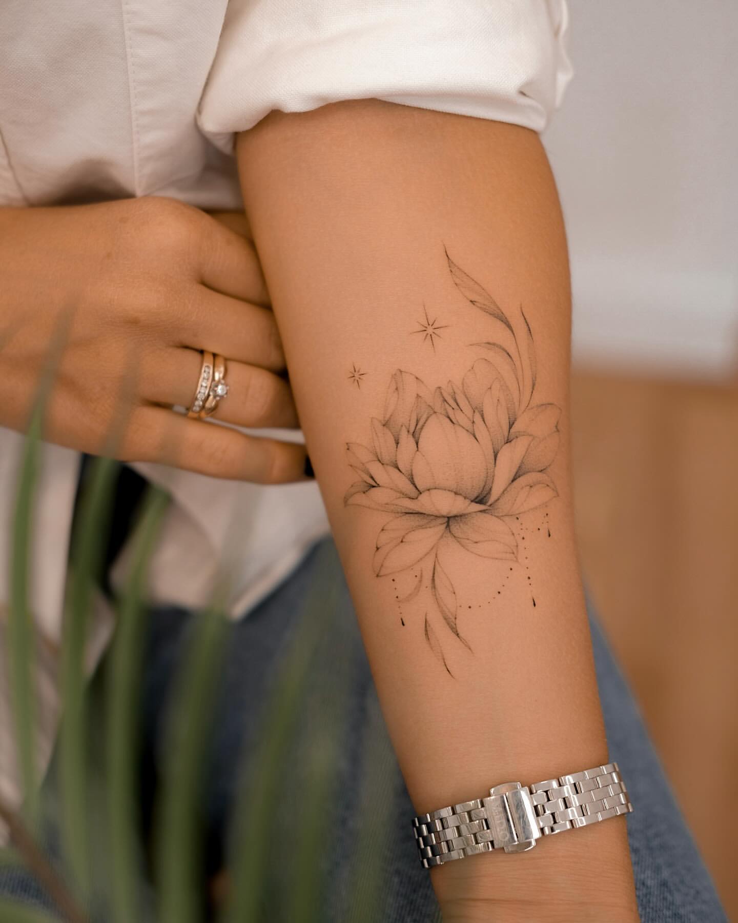 tatuaggio con fiore di loto
