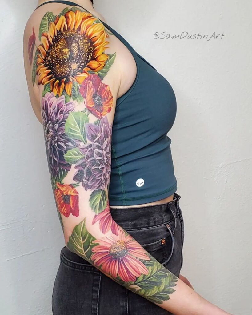 tatuagem de manga a cores de girassol floral
