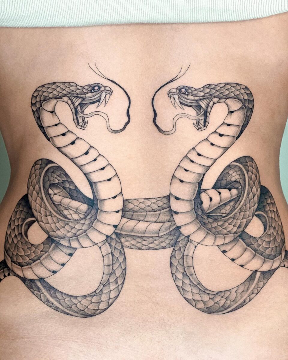 22 Creative Lower Back Tattoos That Are Beyond Cool