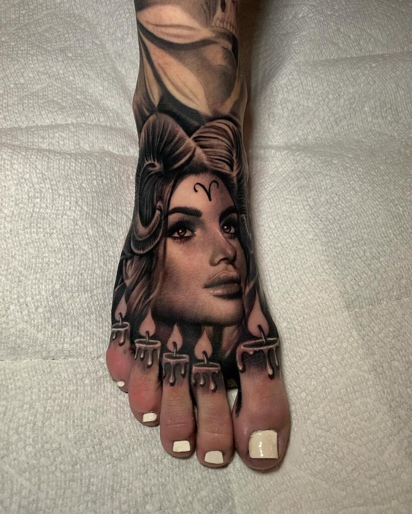 Tatuagem de pé de Carneiro