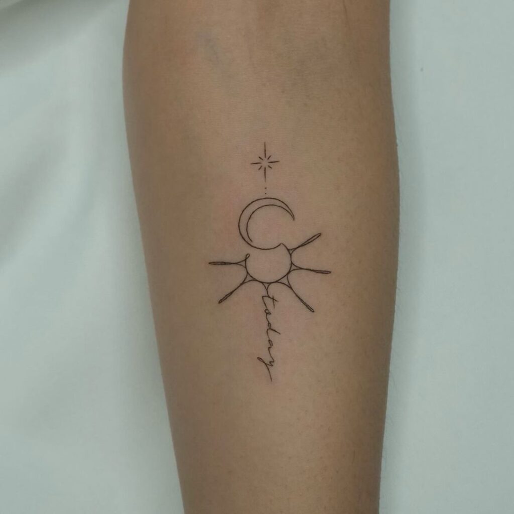 Tatuaggio celeste a una linea