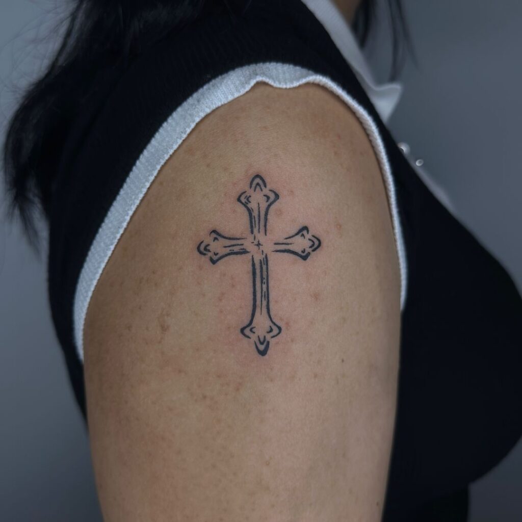  Tatuaje de una cruz