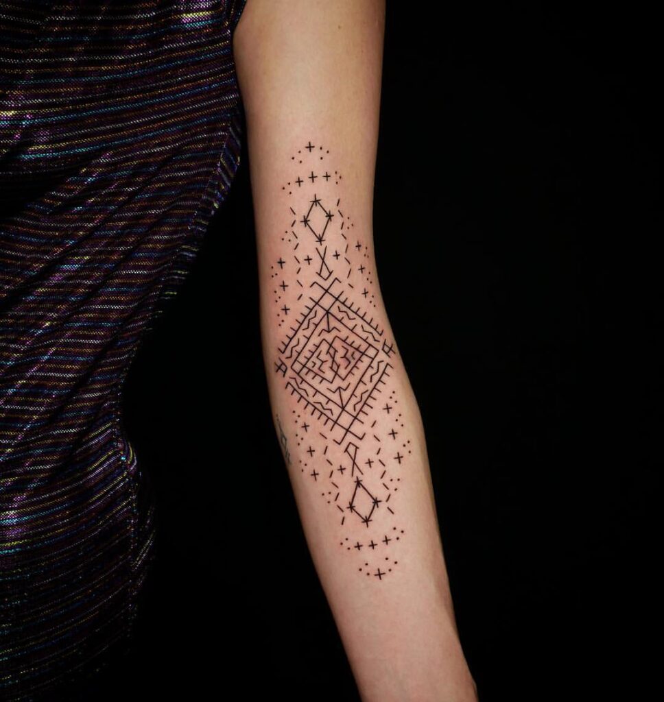 Tatuaggio geometrico