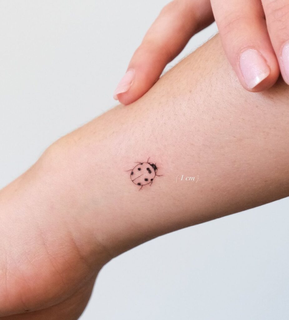 Tatuaggio da polso Lady Bug Small