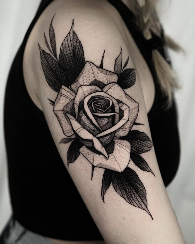 Tatuagem de trabalho com pontos de rosa