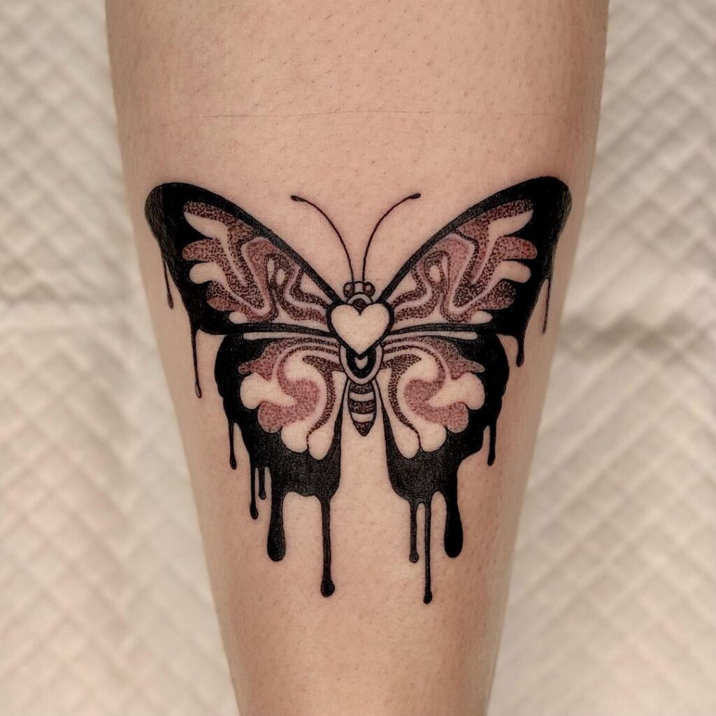 desenho de tatuagem de borboleta funky blackwork