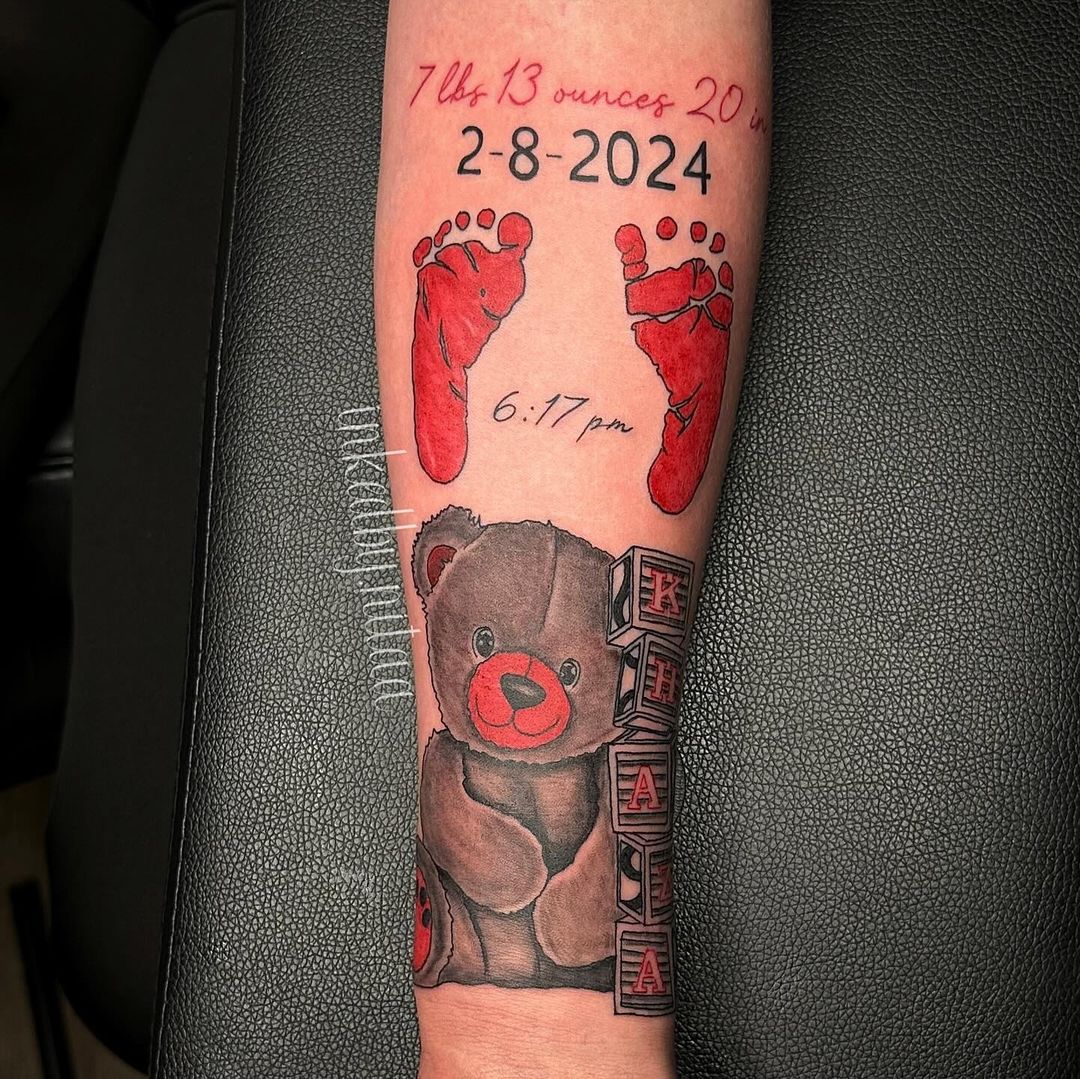 tatuaje personalizado dedicado a un bebé