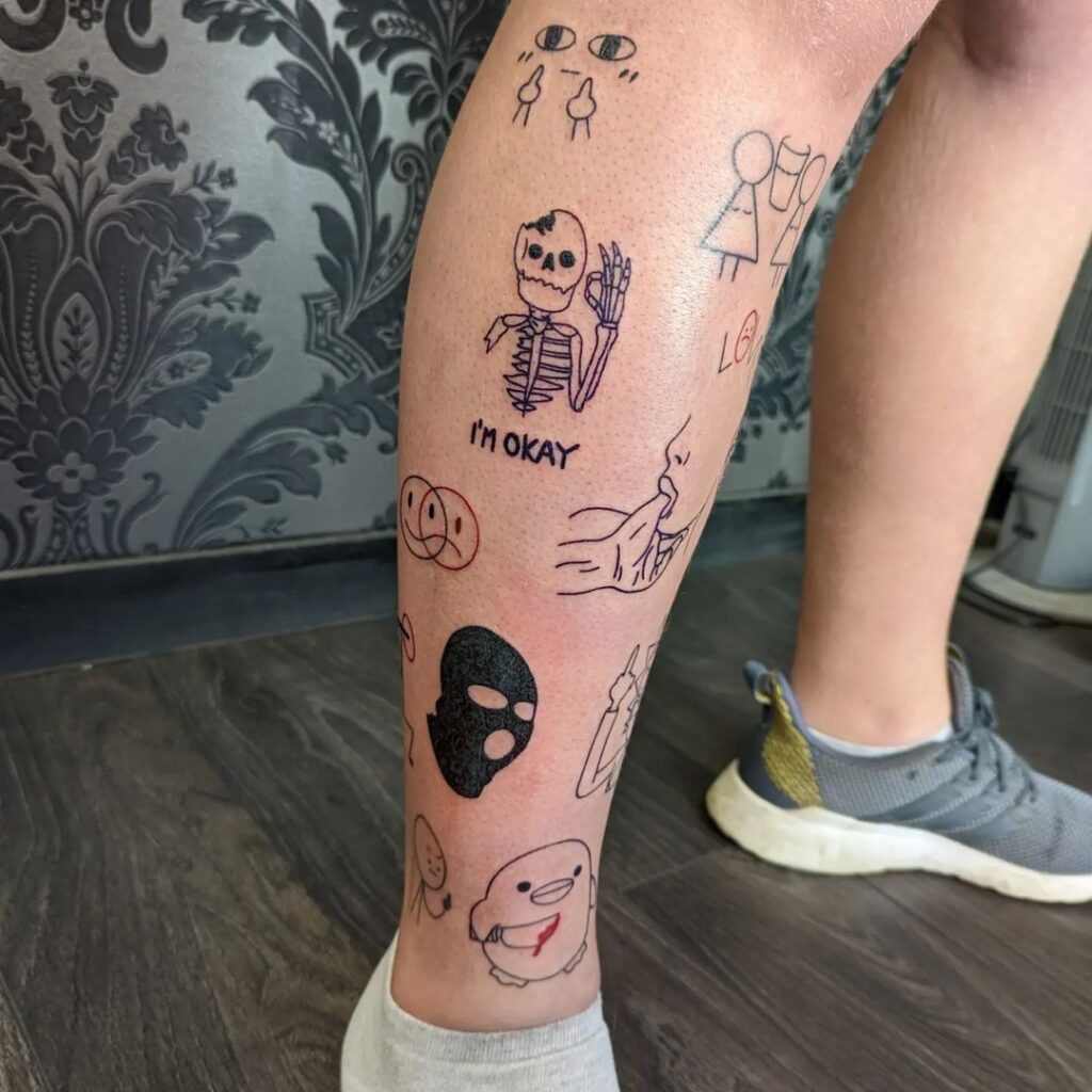 tatuaje de manga en la pierna con patchwork de líneas finas