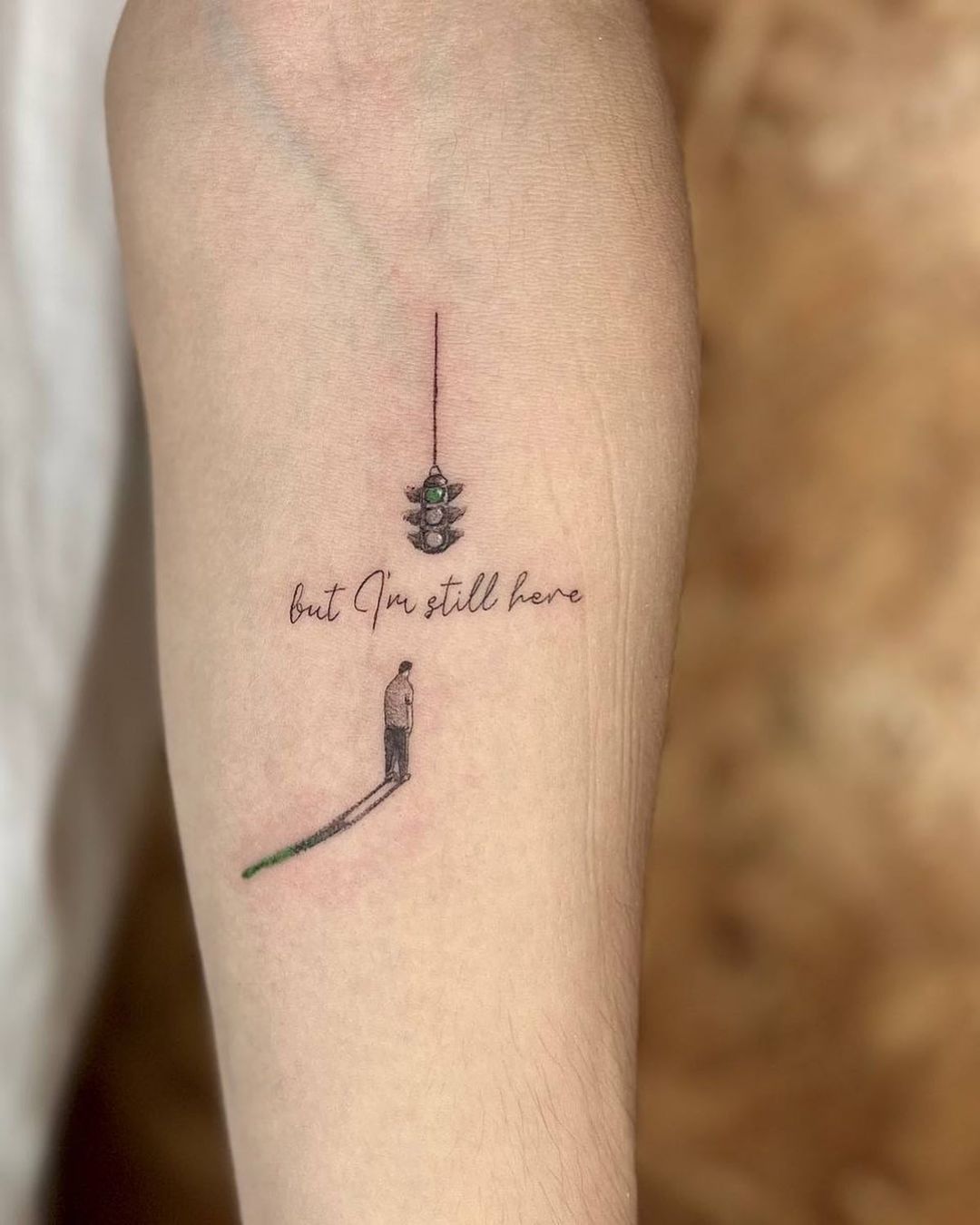 tatuaje significativo de luz verde