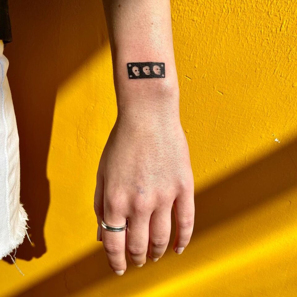 23 Gorgeous Wrist Tattoo Ideas For Women You'll Want To Get