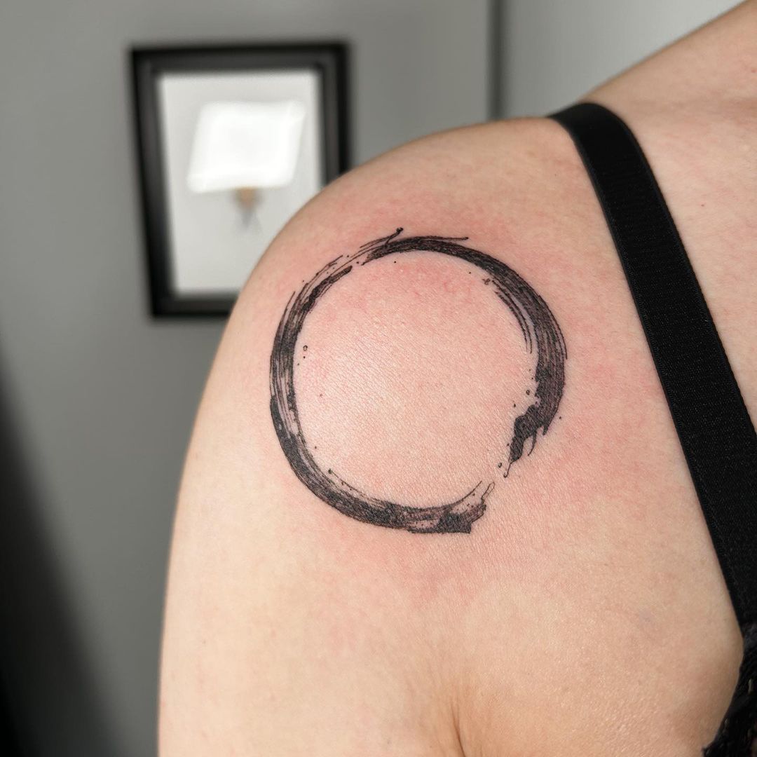 tatuaggio zen circle