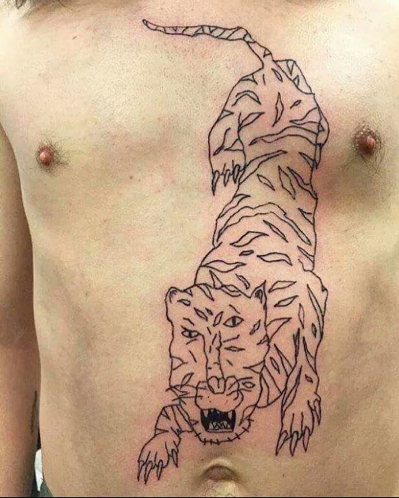 Tatuagem de tigre deformado