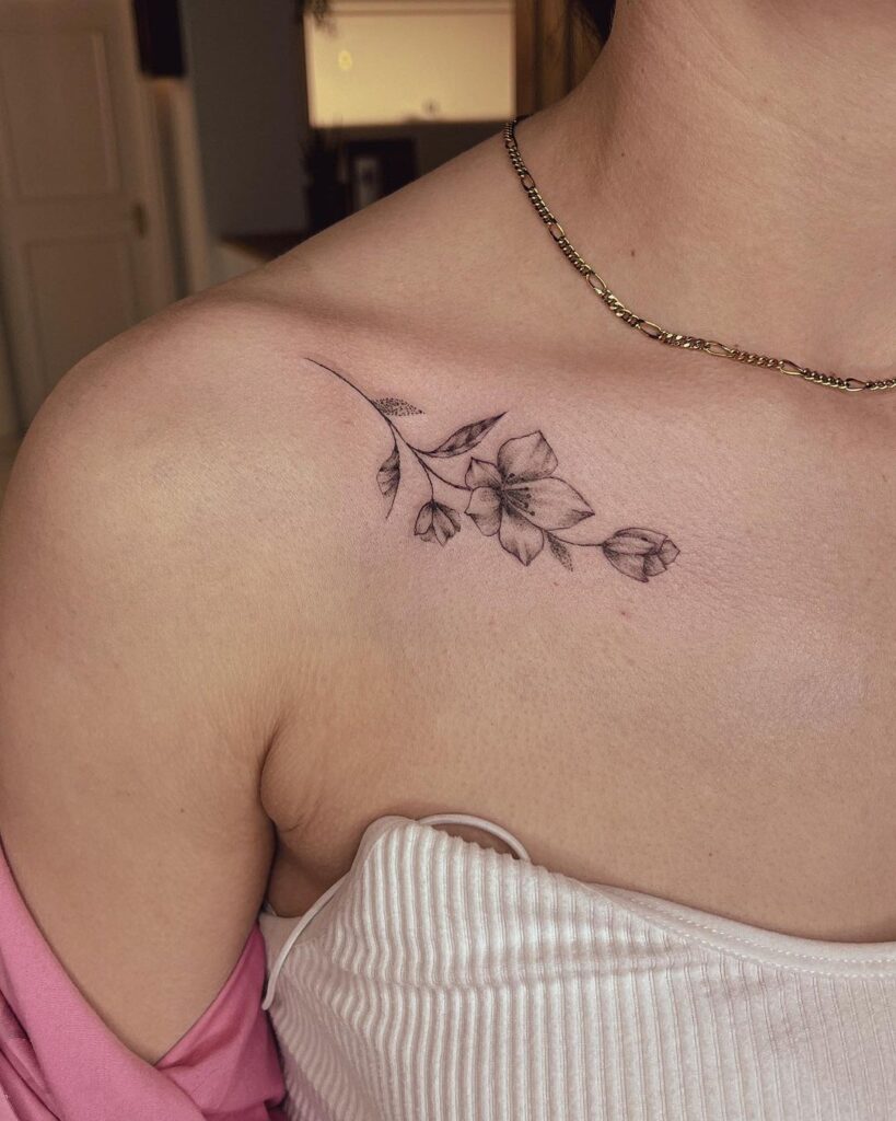 Collarbone Tattoo