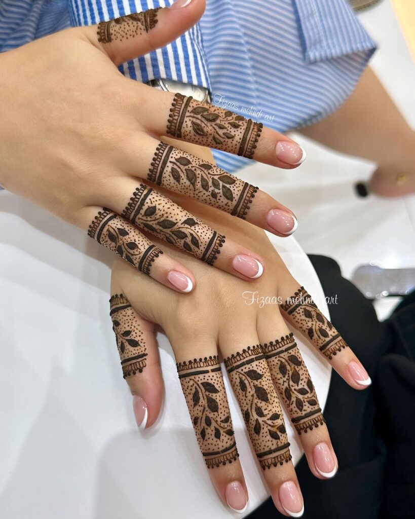 Finger Sleeves Henna Ink