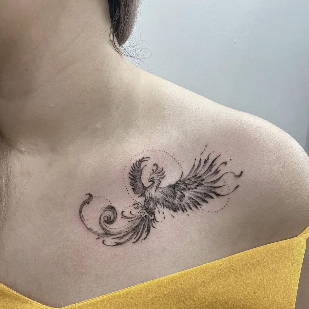 Lindas tatuagens da clavícula da Fénix