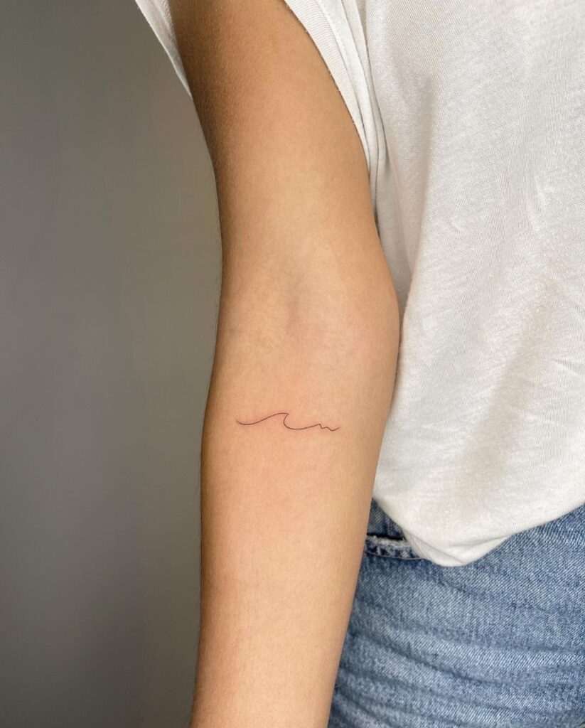 Minimalist Wave Ink