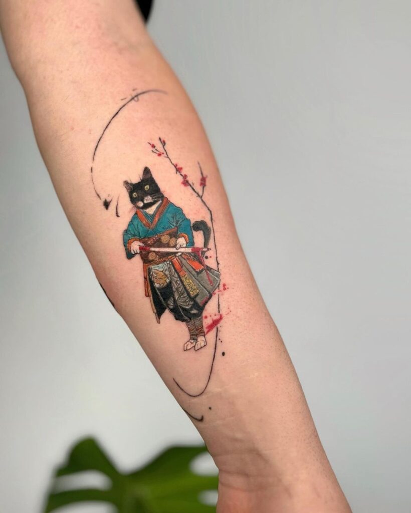 Tatuaggio di gatto samurai