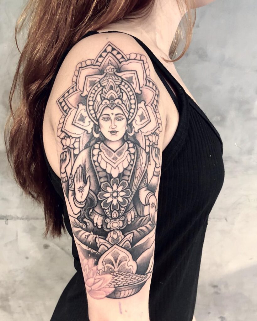 Tatuaggio della dea Lakshmi