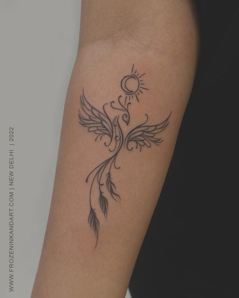 Tatuagem de Fénix delicada