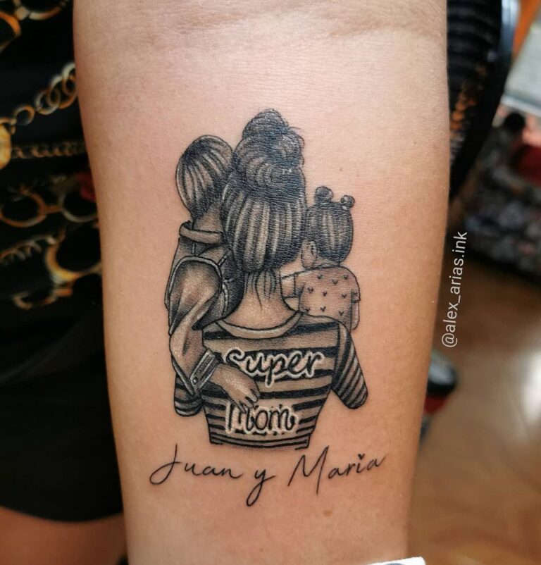 Tatuaje de Super Mamá