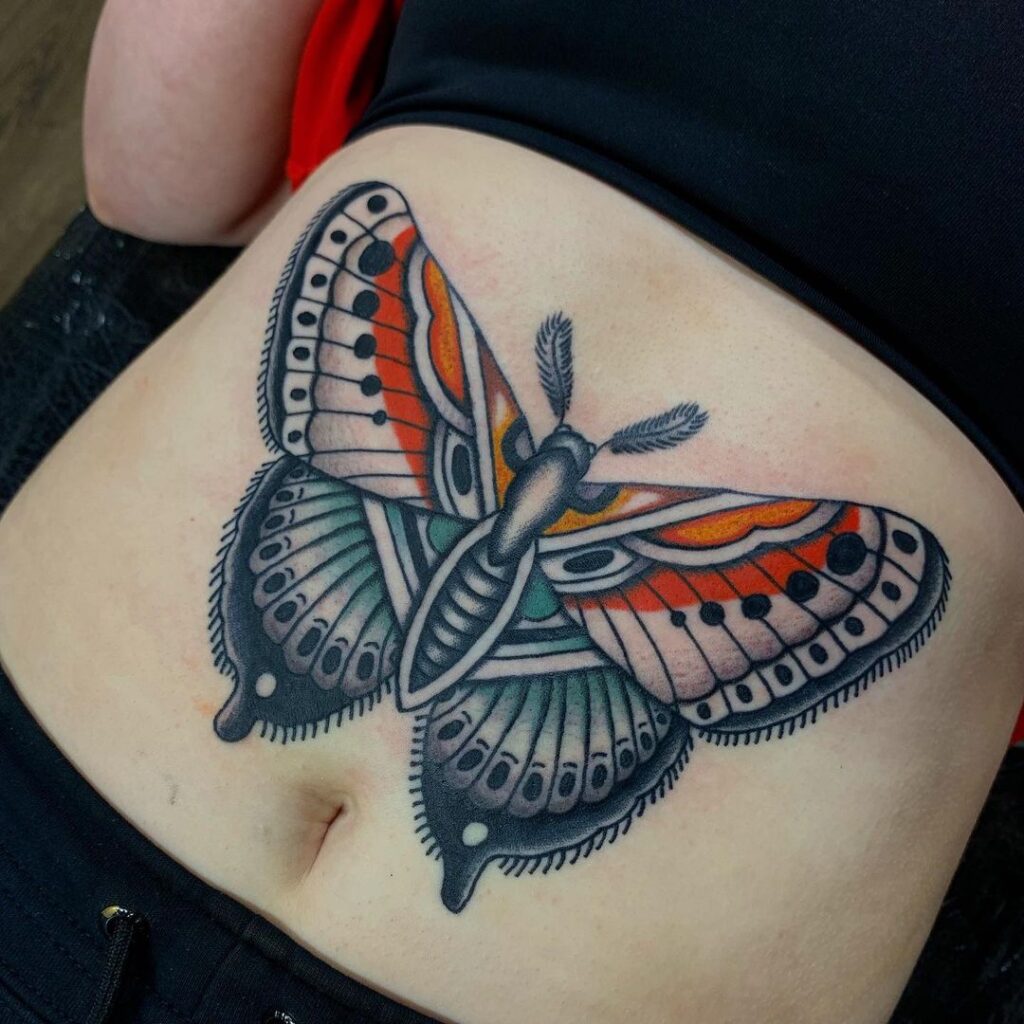 Tat tradicional de mariposa