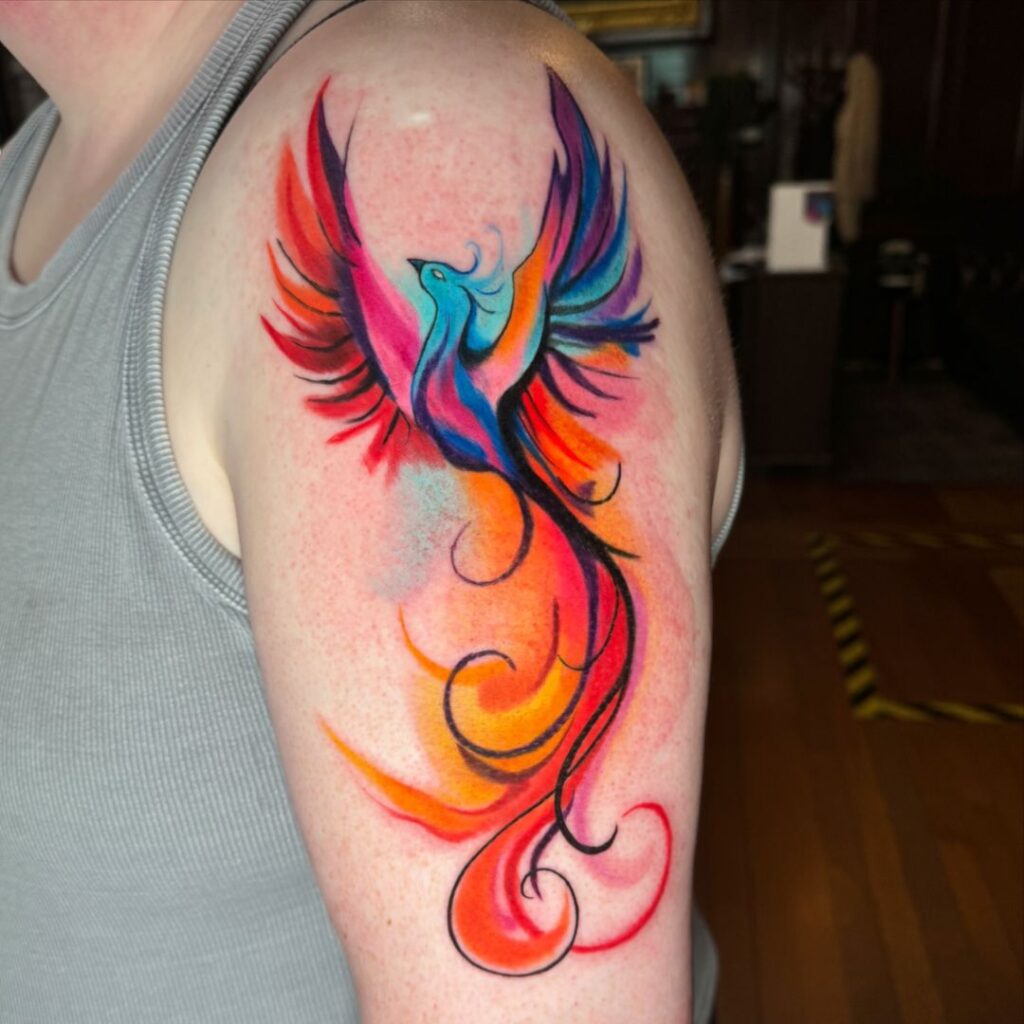 Tatuaggio Phoenix acquerellato