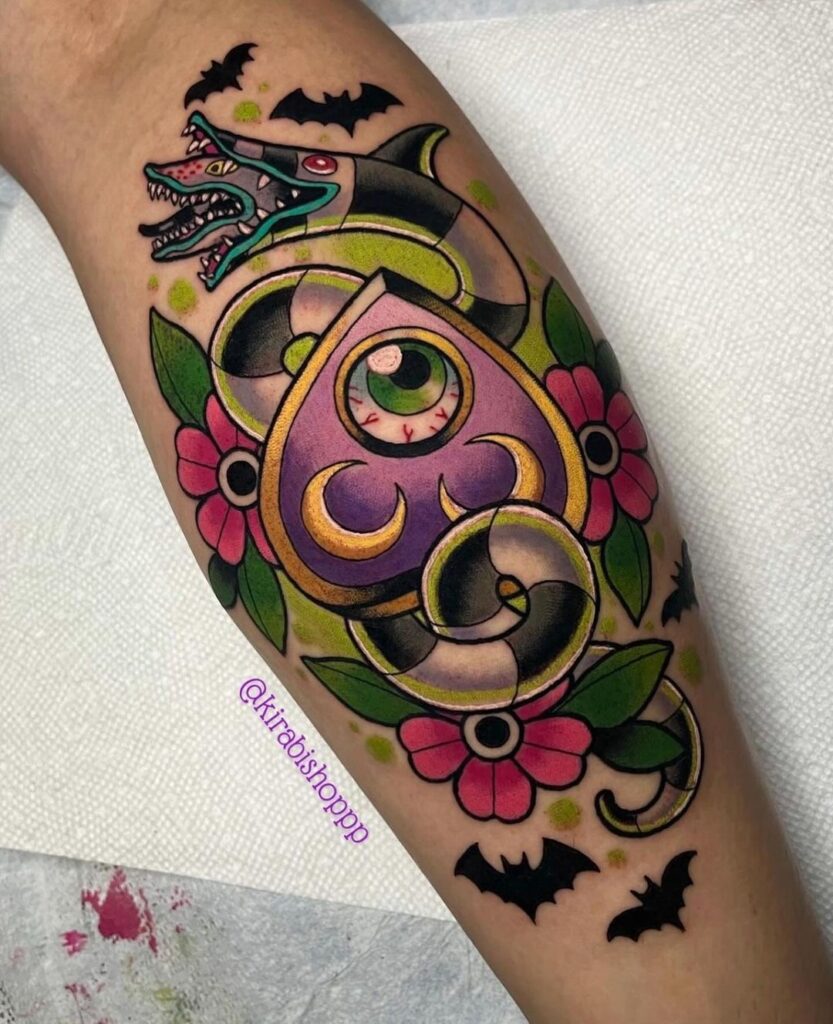 Tatuaggio della gamba di Beetlejuice