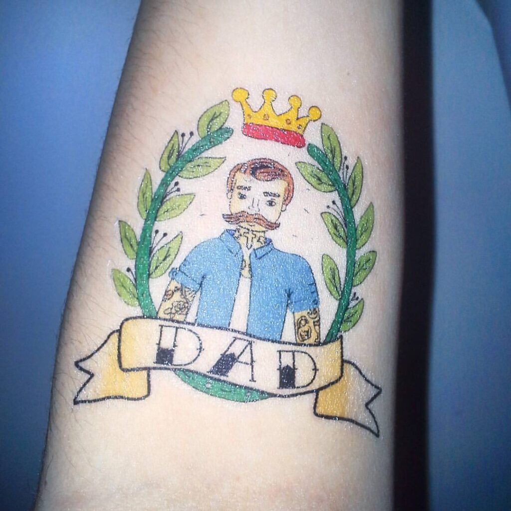 Tatuaje de Papá como Rey