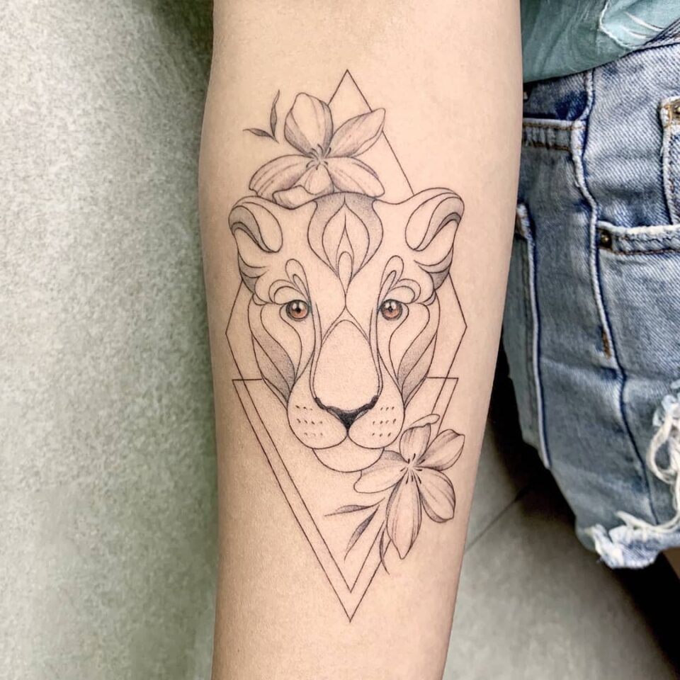 22 Graceful And Elegant Tattoos Perfect For Your Next Stylish Ink