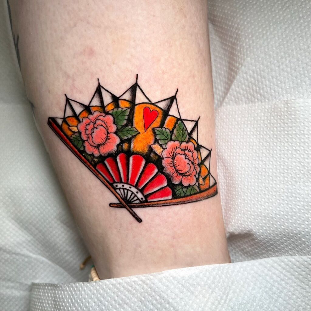 Hand Fan Italian Tattoo