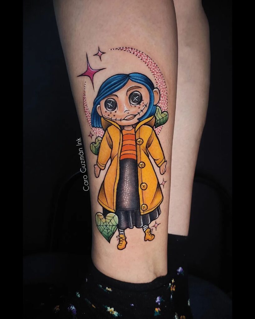 Tatuaggio neotradizionale di Coraline