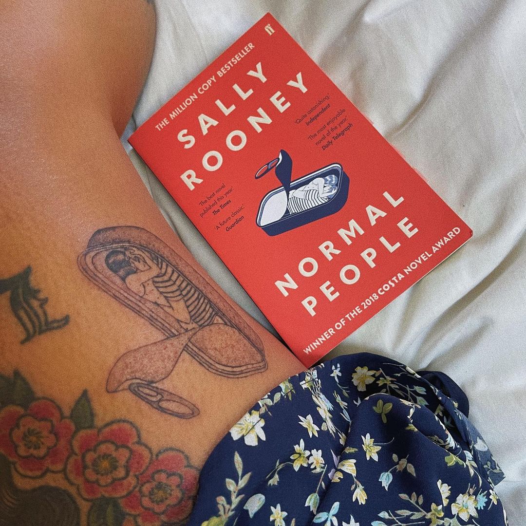 22 Book Lover Tattoo Ideas to Wear Your Literary Passion Like a True ...