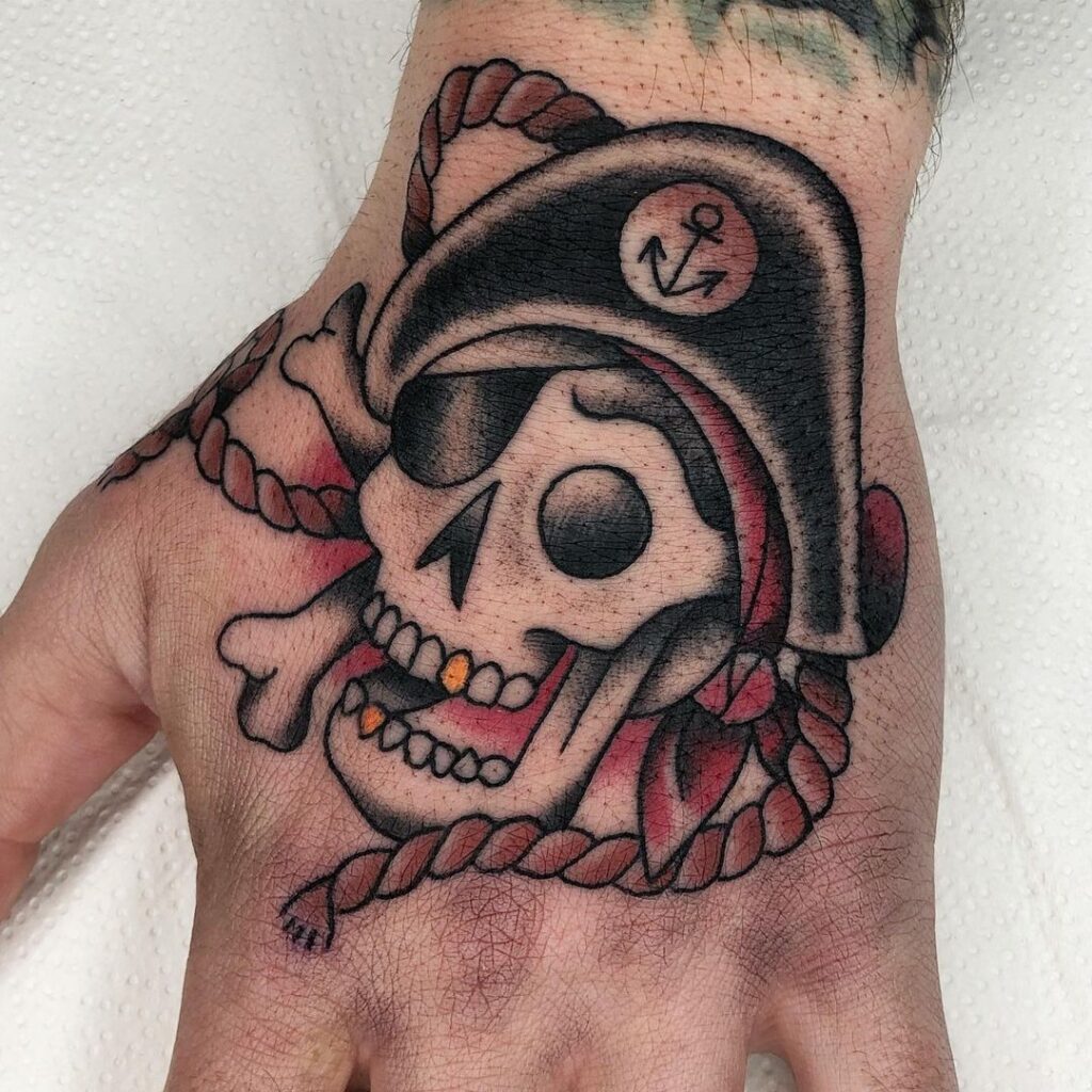 Tinta de mão Pirate Skull