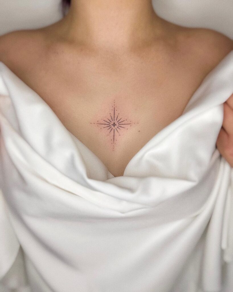 Tatuagem de jóias com estrela brilhante